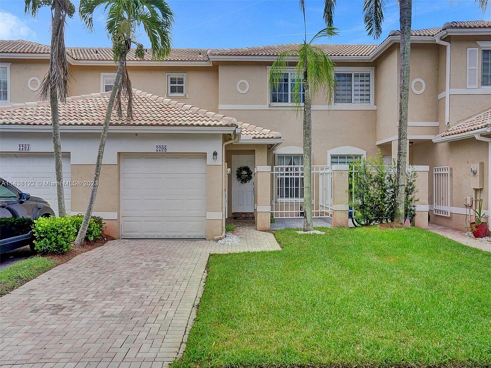 1st image of 2208 NW 171st Ter