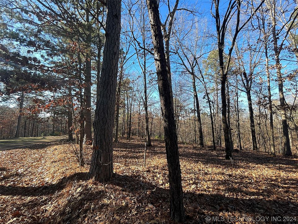 1st image of 1068 Pebble Brook Dr