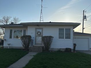 105 S Union St, Cobb, WI 53526