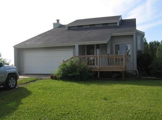 8197 15th Ave S, Grand Forks, ND 58201