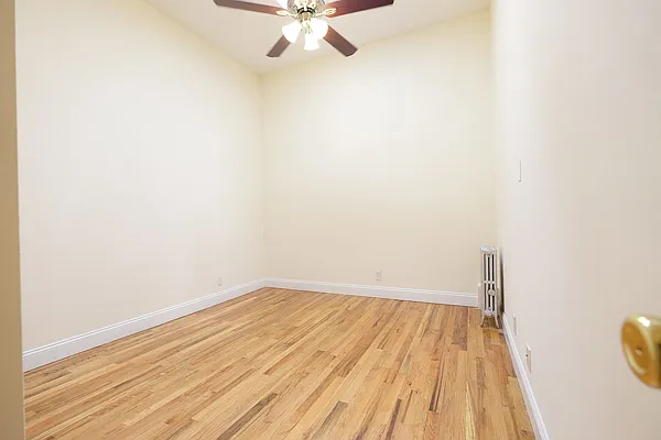 Rented by SBJ Brokerage, LLC | media 34