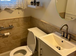 44 Harbour Island Rd #1, Narragansett, RI 02882