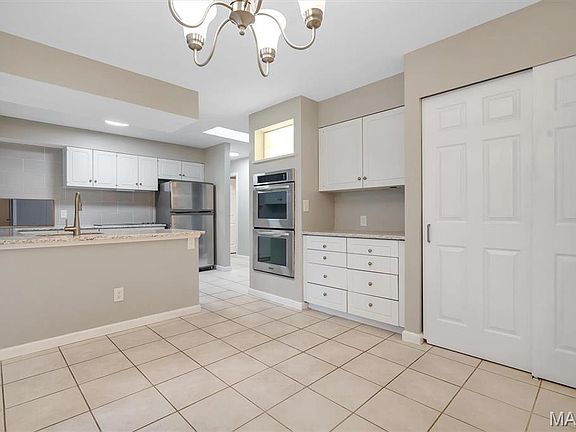 4th image of 1722 Claymont Estates Dr