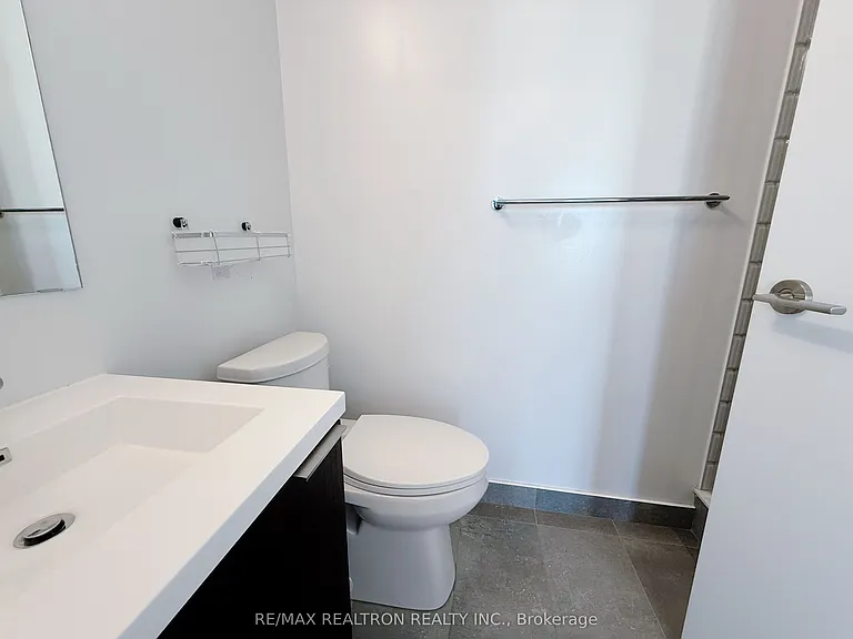 203 College St #1908 — Photo 10