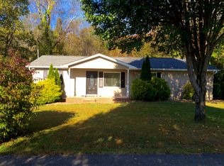 122 Coffey Ln, Harriman, TN 37748