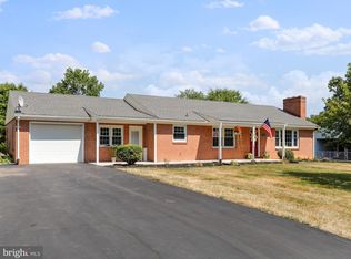 13420 Cherry Tree Cir, Hagerstown, MD 21742