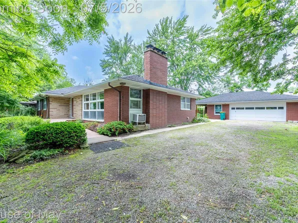 12054 Belleville Rd, Van Buren Township, MI 48111