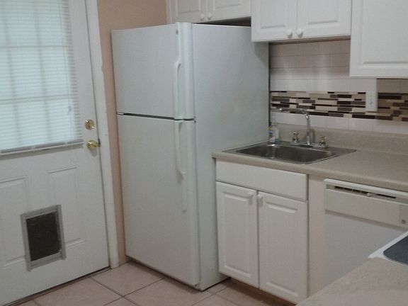 4th image of 303 Oak Rose Ln APT 102
