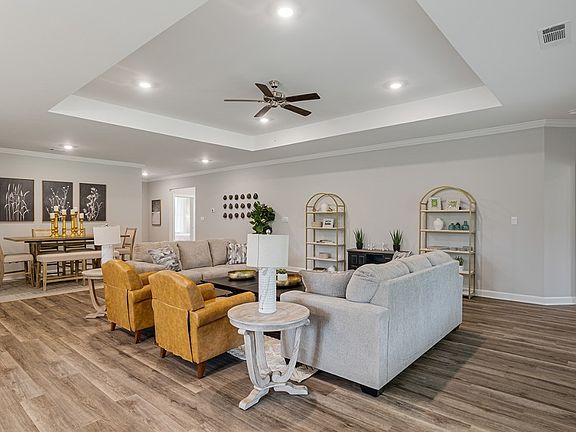 2nd image of 1068 Birch Ln