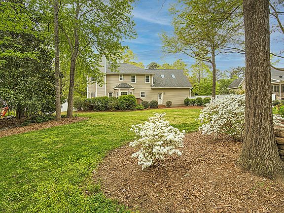 4th image of 219 Saint Augustine Dr