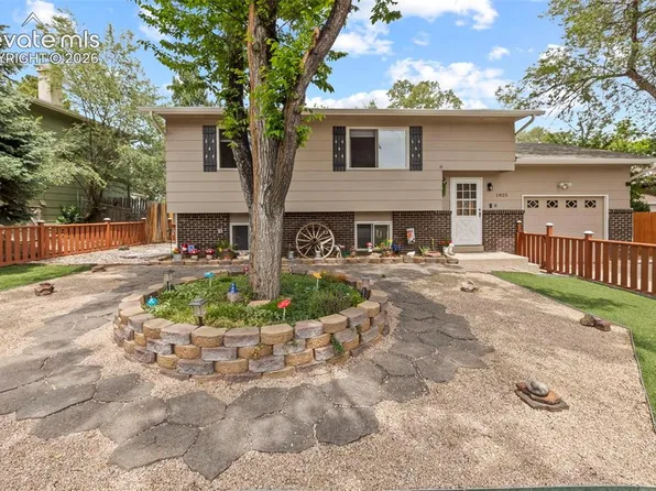 1825 Winnebago Rd, Colorado Springs, CO 80915