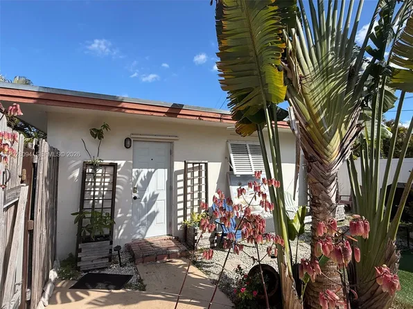 1544 NW 4th Ave, Fort Lauderdale, FL 33311