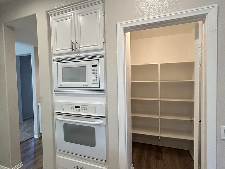 7572 Corona Valley Ave — Photo 15