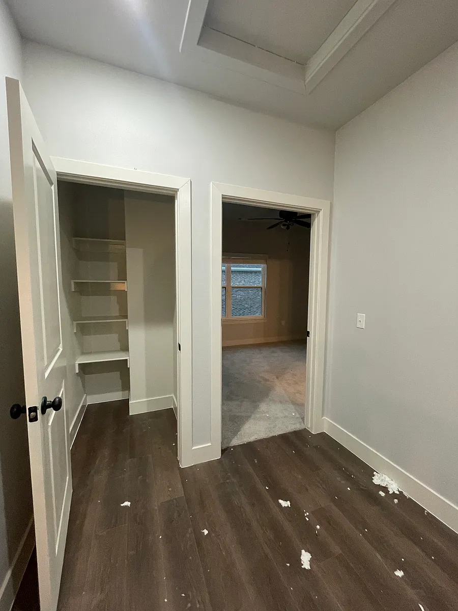 Building Photo - 3064 S Old Missouri Rd #D