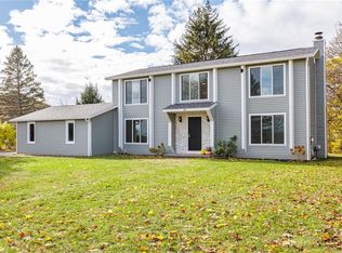 351 Monroe Wayne County Line Rd, Macedon, NY 14502