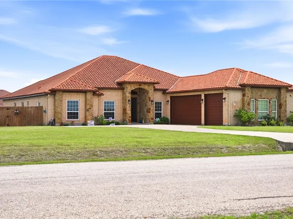 2504 Balchuck Ln, Corpus Christi, TX 78415