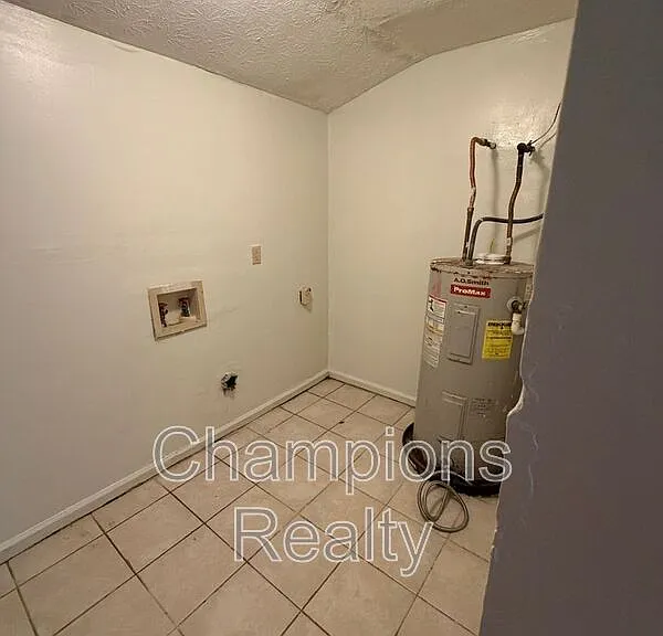1508 Bowie Ave #B — Photo 6