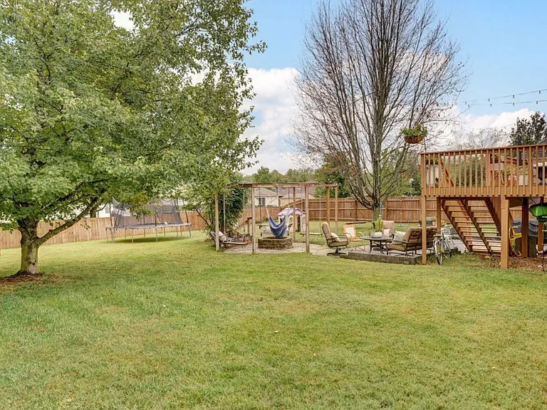 830 E Rachael Dr — Photo 19