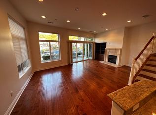 4529 Cove Dr APT 102, Carlsbad, CA 92008