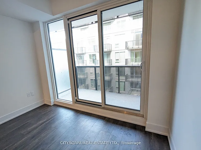 2450 Old Bronte Rd #549 — Photo 5