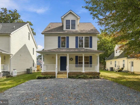 1056 Walnut Ave, North Beach, MD 20714