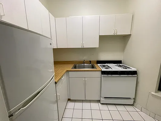 Rented by Compass | media 4
