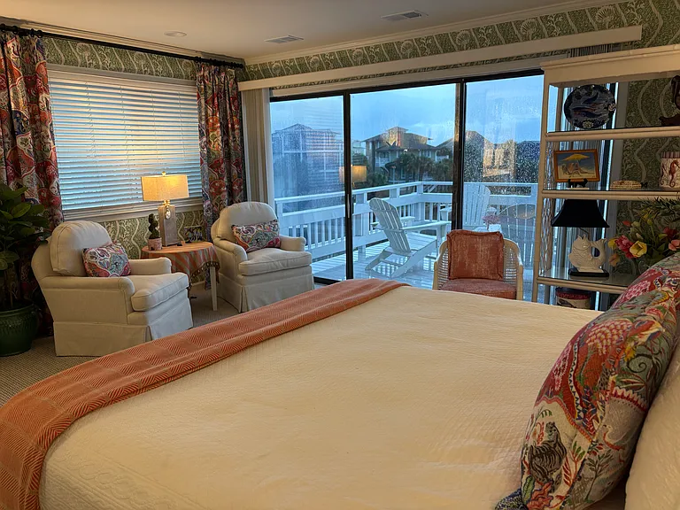 304 Causeway Dr #B — Photo 19