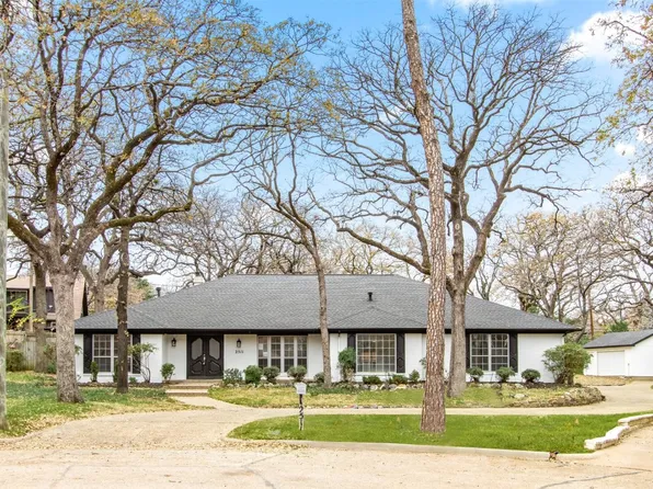 2511 Oak Manor Ct, Arlington, TX 76012