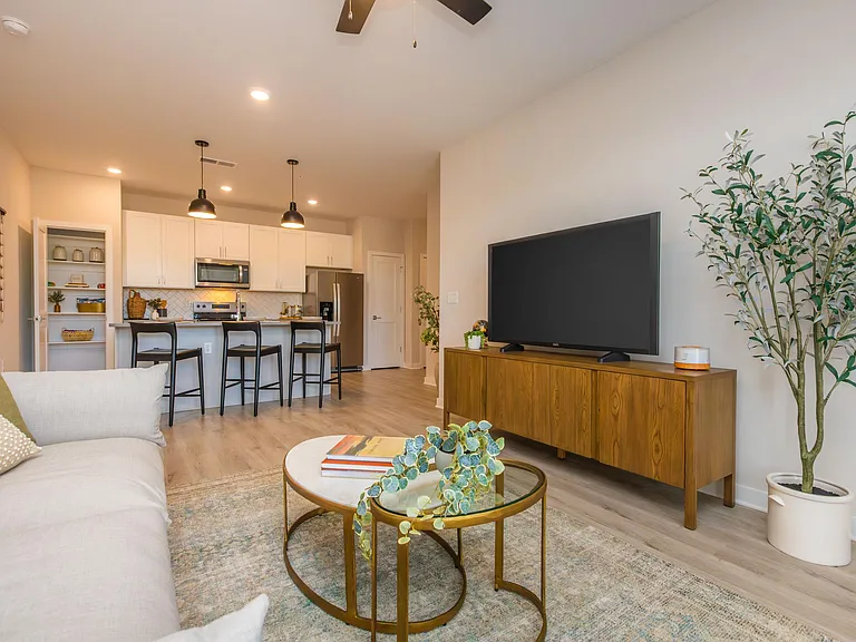 Middle Sound West Apartments — Photo 48