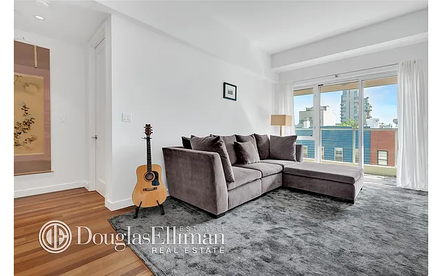 Rented by Douglas Elliman | media 14
