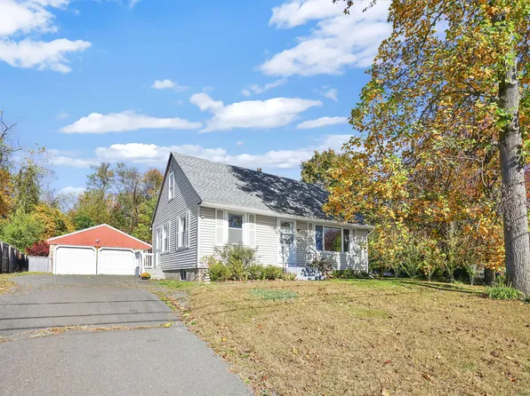 21 King Court, Enfield, CT 06082