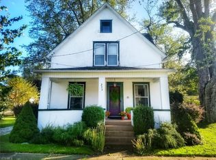 233 Salem St, Conneaut, OH 44030