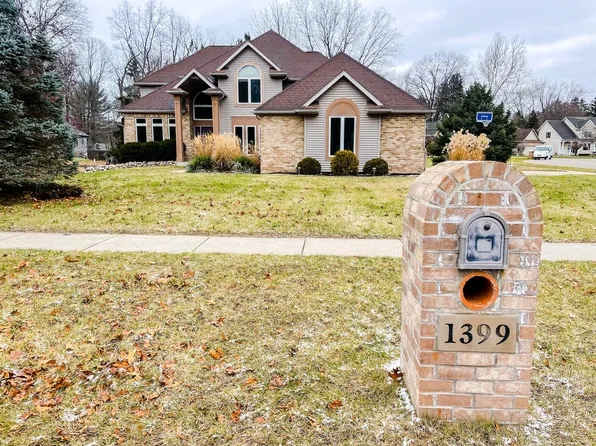 1399 Silver Creek Pl, Saint Joseph, MI 49085