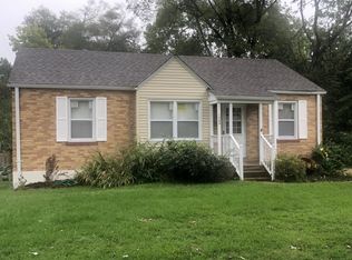1260 Saint Mark Dr, Florissant, MO 63031