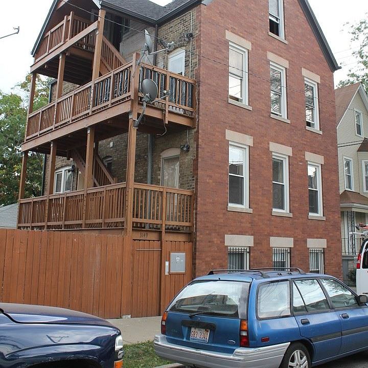 1st image of 3149 N Lawndale Ave #Ch1