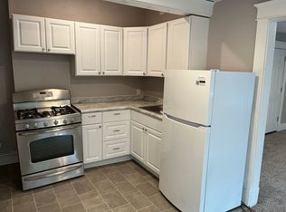 700 Alby St #3, Alton, IL 62002