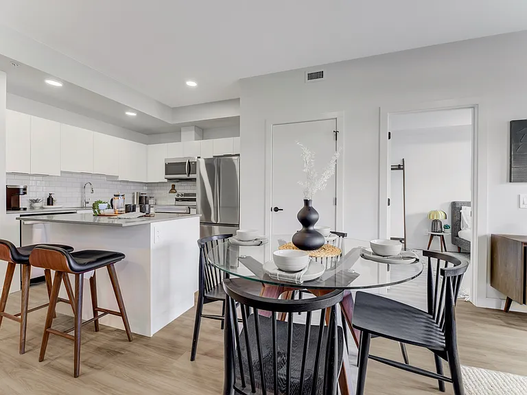 5394 Admiral Girouard St NW — Photo 40