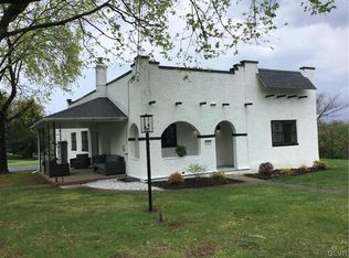 3218 Apples Church Rd, Bethlehem, PA 18015