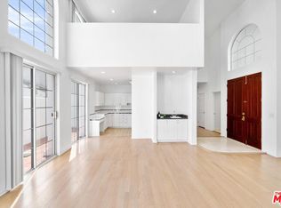 1338 Yale St APT D, Santa Monica, CA 90404