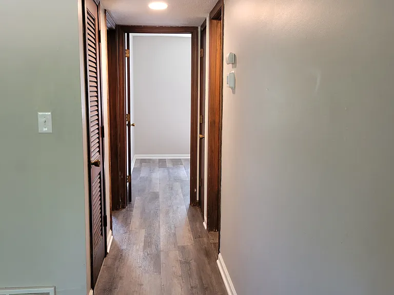 5725 Leavenworth Rd #4 — Photo 13