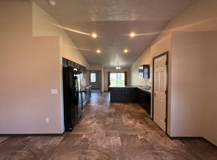 720 Justus Ave, Harrisburg, SD 57032