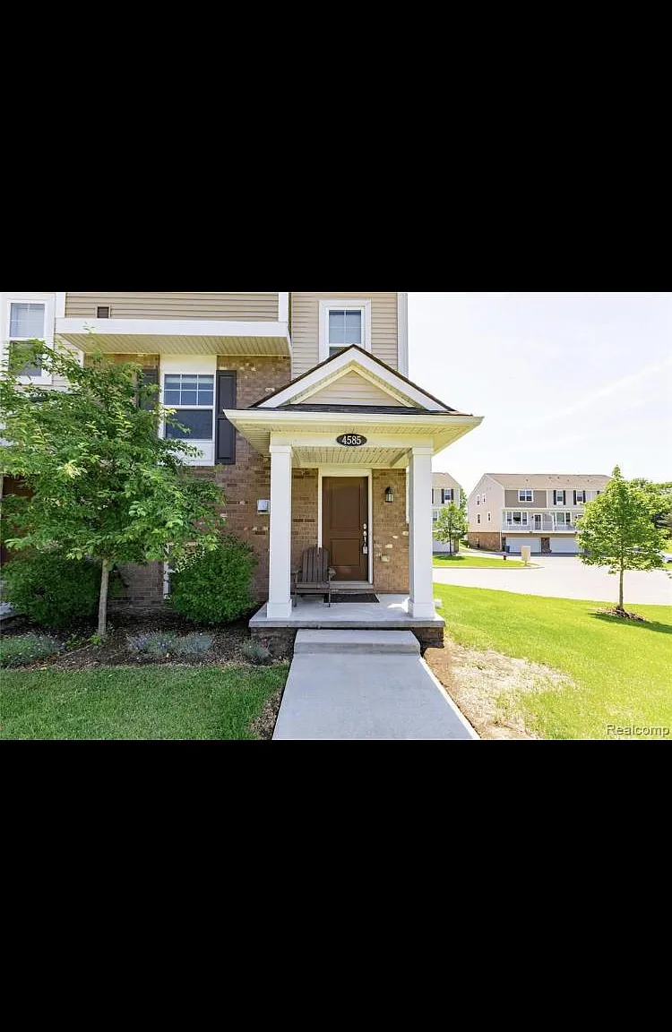 2 bed, 1541 sqft, $2,500 — Photo 2