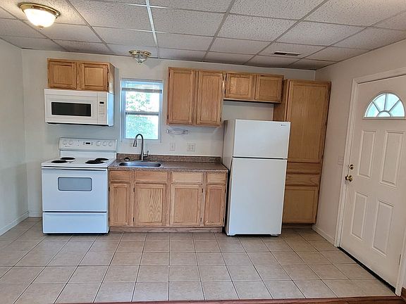 4th image of 1121 Bemidji Ave N APT 1