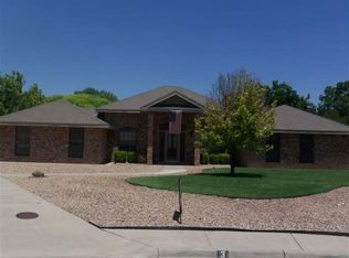 3 Bayou Ct, Roswell, NM 88201