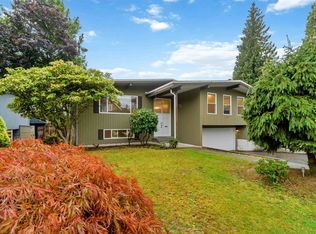 595 Garrow Dr, Pt Moody, BC V3H 1H6