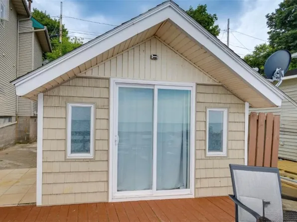 182 Lake Bluff Rd, Rochester, NY 14622