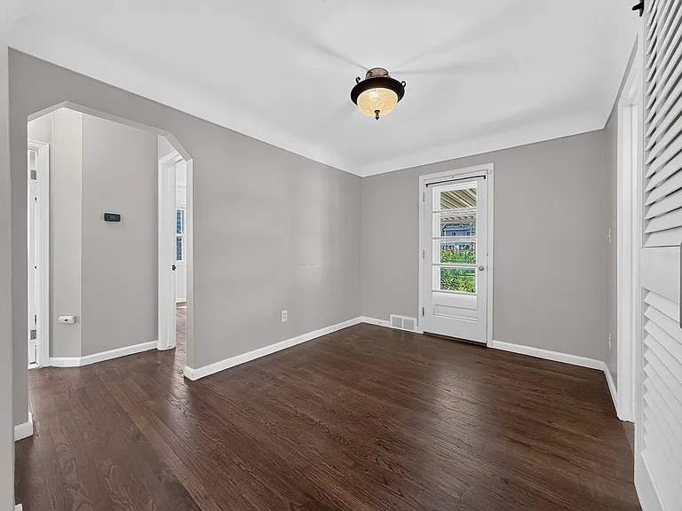 2507 Windemere Rd — Photo 21