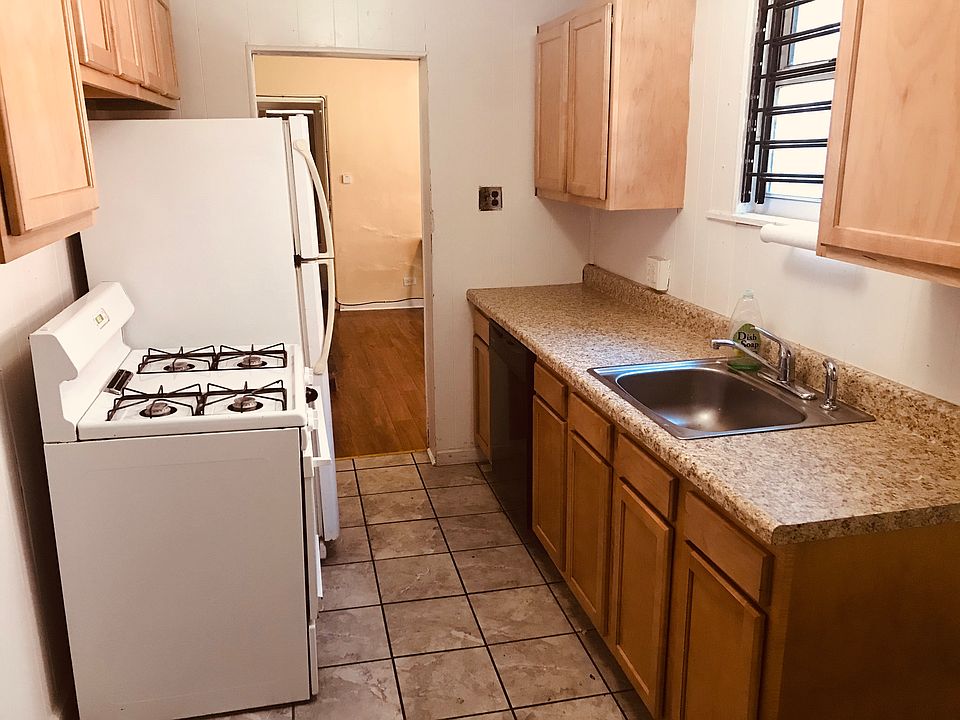 1st image of 3432 Ward St