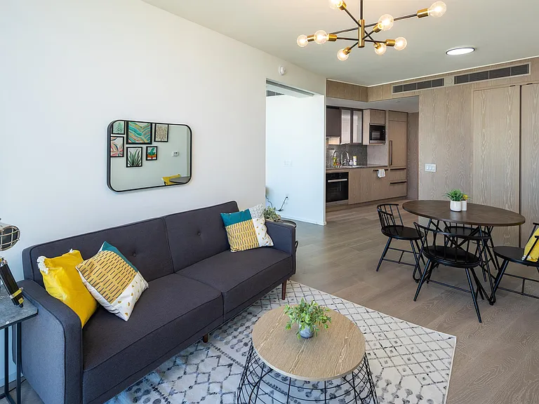 1000 Auahi St #2111 — Photo 9