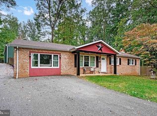 745 Jackson Square Rd, Spring Grove, PA 17362